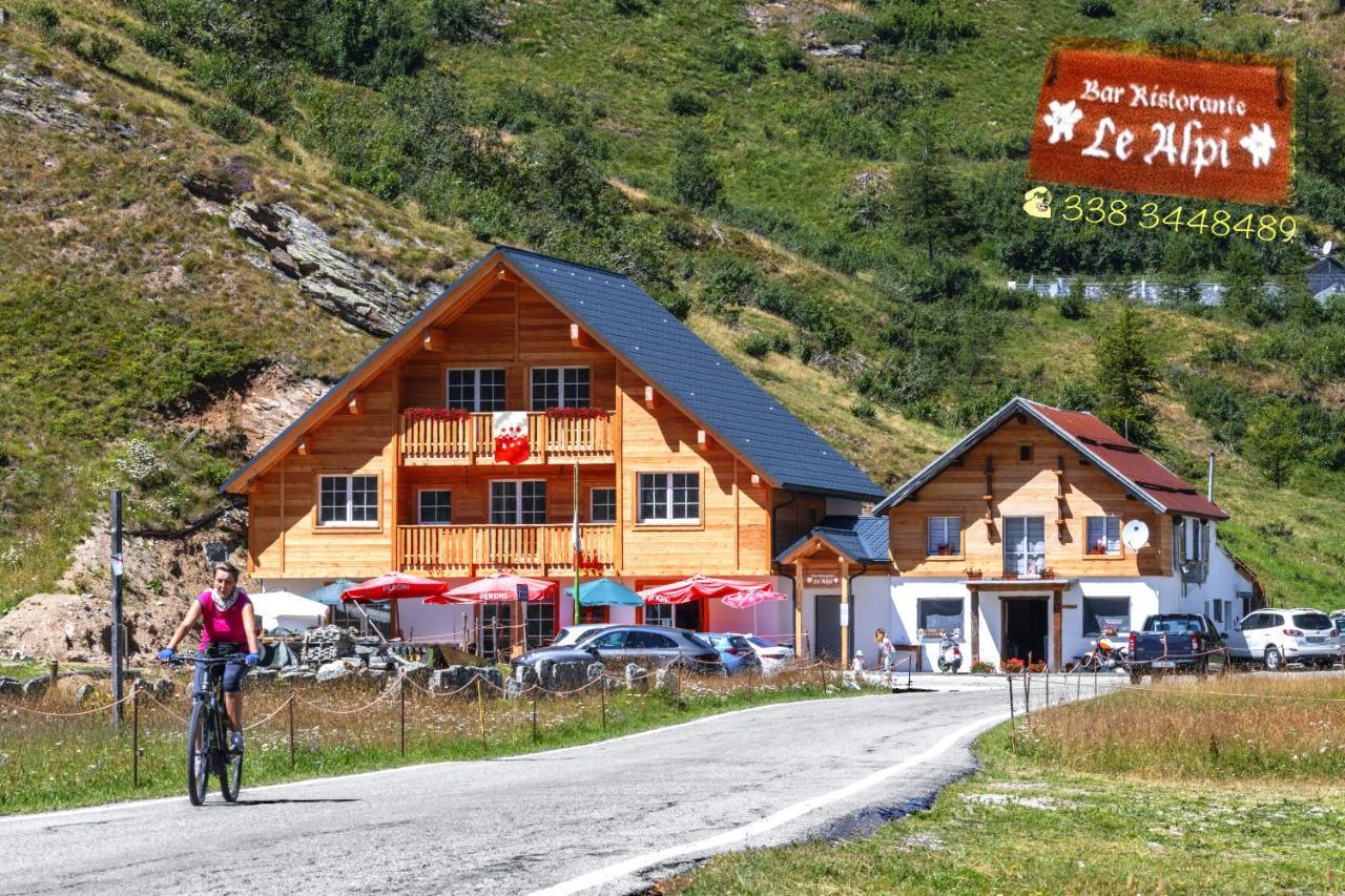 Albergo Ristorante Le Alpi La Frua Екстериор снимка